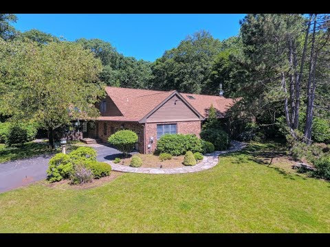 713 Horseshoe Trail, Franklin Lakes, NJ home video tour