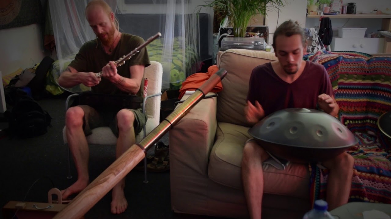 Sunyata handpan with didge, flutes and shruti box improvisation jam with Johannes