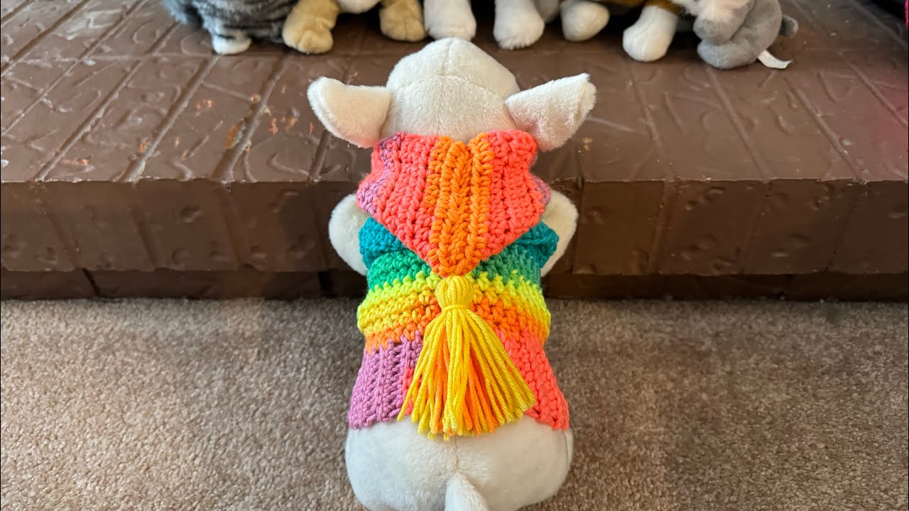 ⭐︎犬服⭐︎handmade Xsmall hooded Dog / Cat Sweater - Fits 5lb pet - YouTube