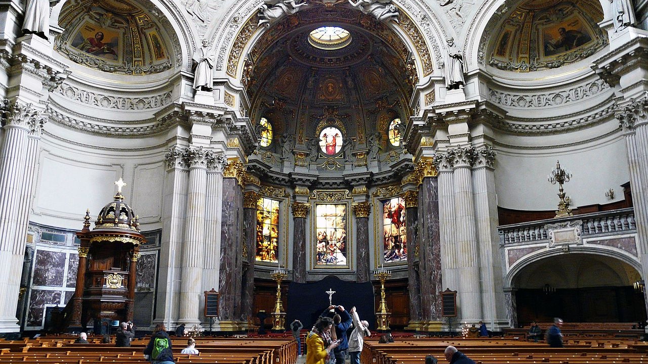 Берлинский кафедральный собор внутри Берлинский кафедральный собор внутри