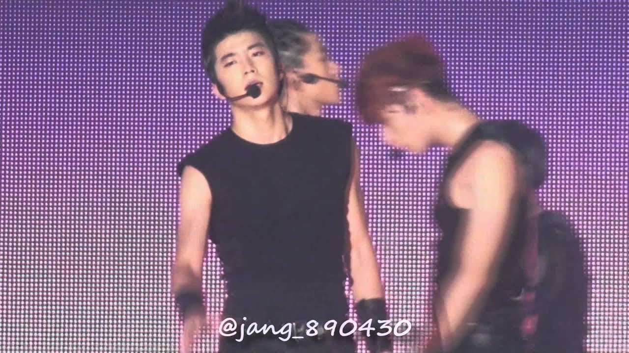 100808 2PM Tik Tok 우영 fancam