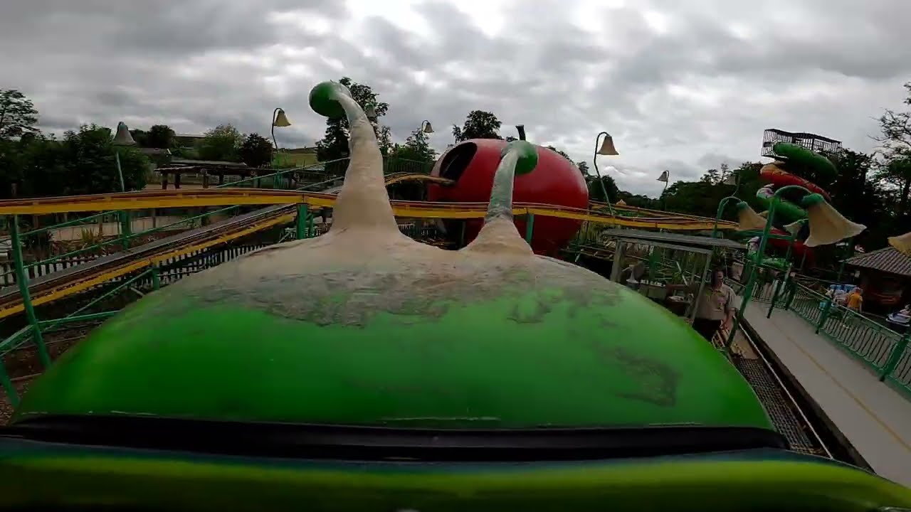 African Big Apple Coaster at West Midlands Safari Park - FULL RIDE POV