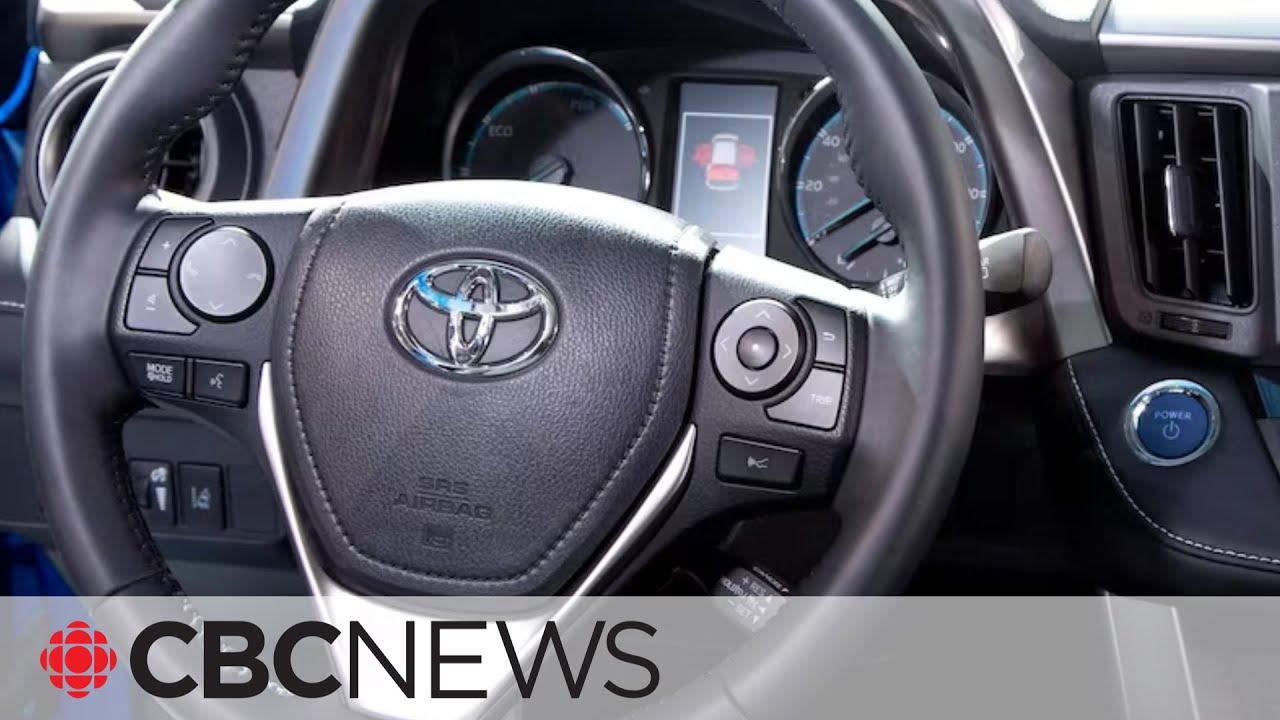 Toyota recalling 100,000 vehicles in Canada for airbag defect