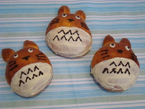 Bollitos Totoro rellenos - Totoro buns with custard cream