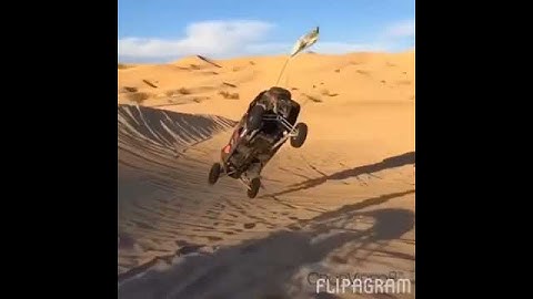 Polaris RZR 4 XP 1000 CRASH - JUMP