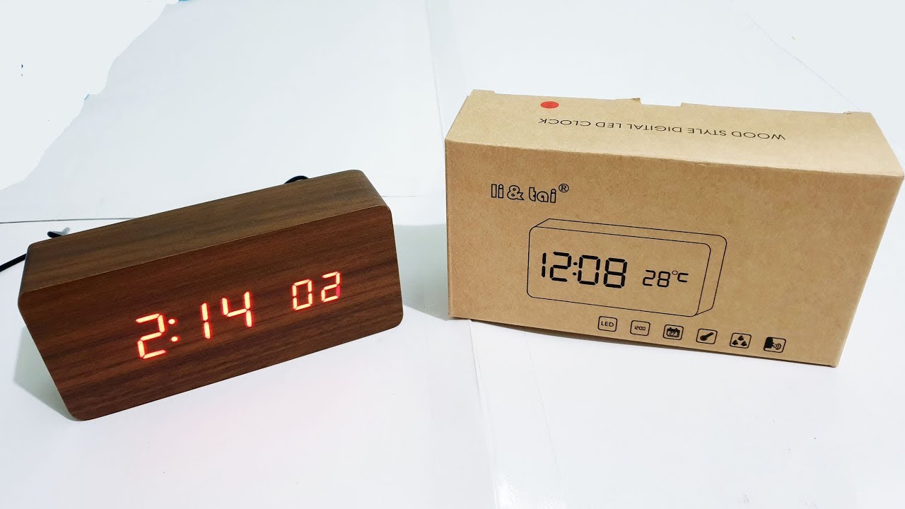 Slagskib overraskende Pump Digital Clock LED Wood Style (SLT-6035) - YouTube