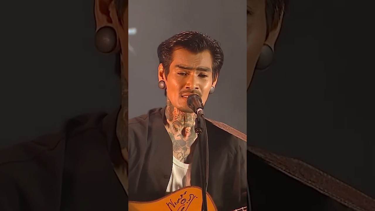 ใจเป็นนาย กายเป็นบ่าว - เล็ก รัชเมศฐ์ โชว์สดจากรายการ T-POP Stage #genieShorts