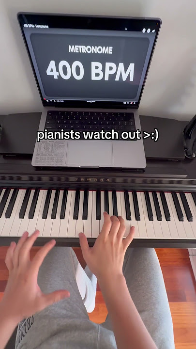 Best Pianist in THE WORLD! 😱