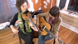 Rayna Gellert & Kristin Andreassen "The Simmon Tree" CXCW2013 chords