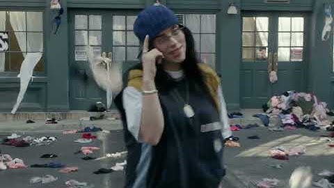 Charli xcx - Guess featuring billie eilish (official video)