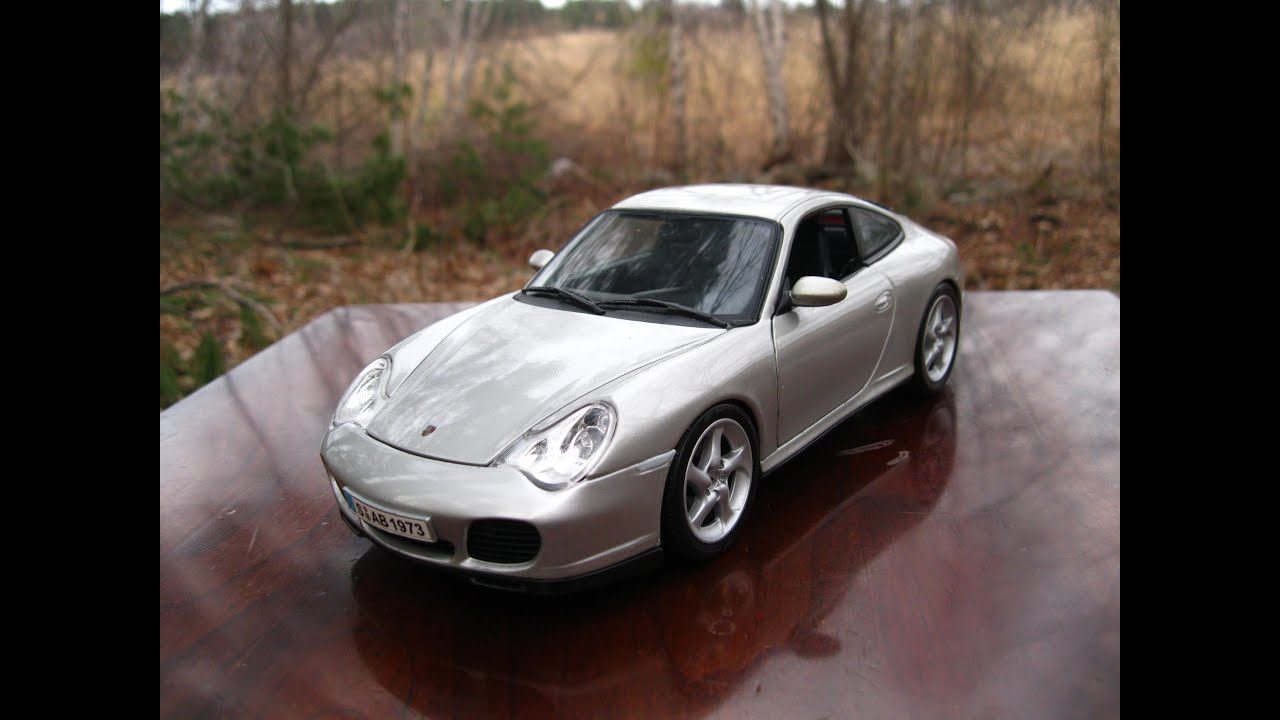 maisto porsche 911 carrera 4s