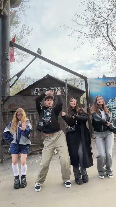 Женя Лизогуб, Милана Некрасова, Лера Симка и Фрося - YouTube