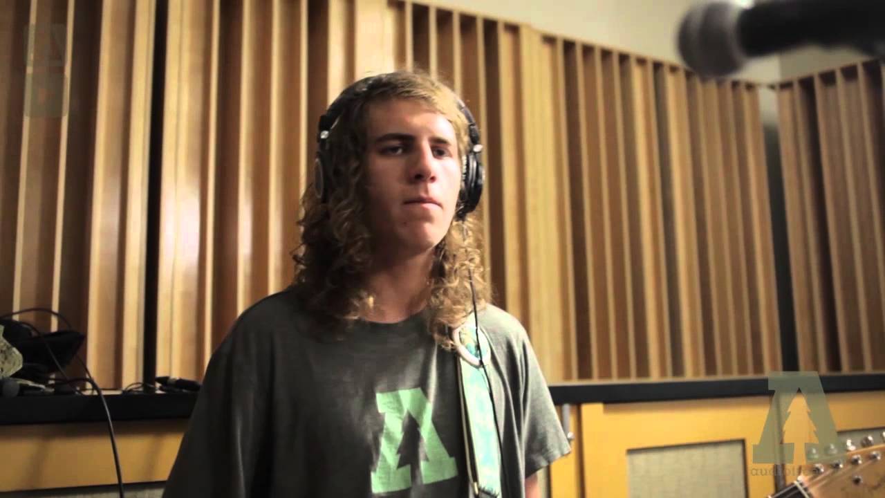 Desert Noises (Session #2) - Wings of White - Audiotree