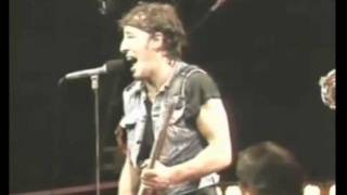Video thumbnail of "Bruce Springsteen - Twist And Shout"