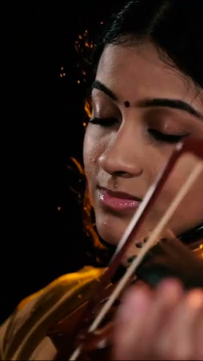 Poongatrile (Cover) - Sruthi Balamurali | A.R. Rahman | Uyire | #Shorts