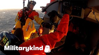 Watch the nail-biting rescue of a sinking sailboat crew | Militarykind