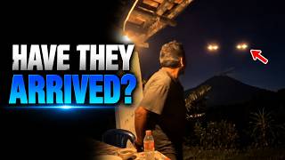 A child saw two UFOs and quickly approached them! Have They Arrived?
Have They Arrived?
Strange objects in the sky. Massive craft over major cities. Pink glowing anomalies. Official denials… and growing evidence that something is no longer hiding.
In this video we examine the latest wave of UFO/UAP sightings, unexplained aerial phenomena, and the increasing number of high-quality videos that governments can no longer easily dismiss. Are we witnessing the beginning of open contact, or is something far stranger unfolding right above us?
What do you think? Have they already arrived?
Drop your thoughts in the comments.
#UFO #UAP #Aliens #Disclosure #HaveTheyArrived #UFOsightings #AlienCraft
928
未知の世界へようこそ。
私たちは、世界各地で目撃された最新のUFO情報、衝撃的なUAP映像、そして説明のつかない空中現象をお届けします。空に浮かぶ光る球体から、有名なティックタックUFOのような軍用機パイロットの遭遇事例まで、未編集の映像、目撃証言、そして地球外生命体の活動を示す最も説得力のある証拠を分析します。
私たちは宇宙にたった一人なのでしょうか?UFOの完全な情報公開は間近なのでしょうか?空の謎、エイリアンの乗り物、ブラックトライアングル、空飛ぶ円盤、そして2026年にカメラに捉えられた最新のUFOイベントを探求する旅に、ぜひご参加ください。
毎週新しい動画を配信!内容は以下の通りです。
本物のUFO映像とUAP目撃情報
海軍パイロットと戦闘機によるUFO遭遇談
光る球体やオーブのUFO
最新のUFOニュースと証拠
未確認飛行物体、地球外生命体、そして現代最大の謎に魅了されているなら、ぜひチャンネル登録をして通知をオンにしてください。空からの最新情報を見逃すことはありません。
#UFO #UAP #RealUFO #AlienSightings #OVNI A child saw two UFOs and quickly approached them! Have They Arrived?