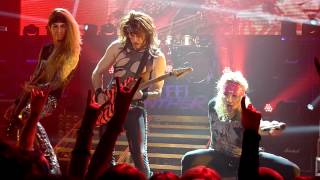 Steel Panther - Turn Out The Lights (Live - 02 Apollo, Manchester, UK, Nov 2012)