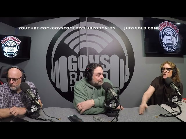 JUDY GOLD HANGS OUT IN GOVERNORS COMEDY CLUB PODCAST STUDIO! class=