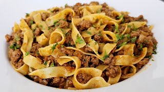 Bolognese pasta ready in 15 minutes. Super easy recipe.