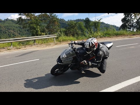RC390 Special ( RC390 with Öhlins Suspensions)