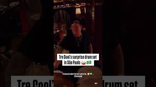 Tré Cool’s surprise drum set in São Paulo 🥁