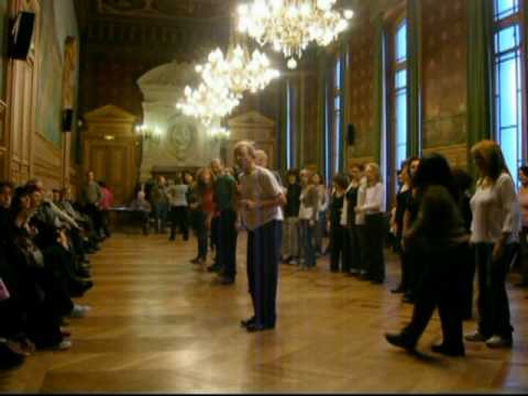 Danses israéliennes-Régine-Mairie.mpg