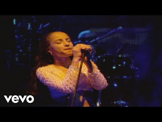 Sade - No Ordinary Love (Live Video from San Diego) class=