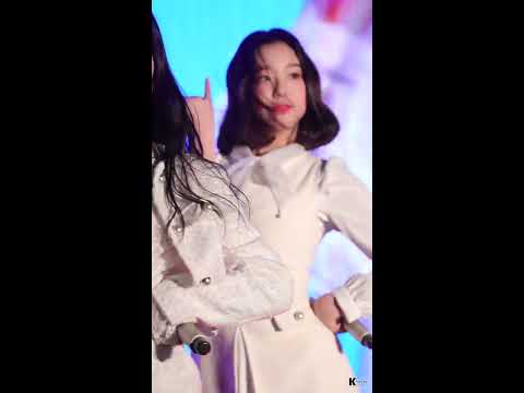191220 서울라이트 겨울빛콘서트 버스터즈 (busters) <strong>Pink</strong> <strong>promise</strong> 채연 직캠 by.경호