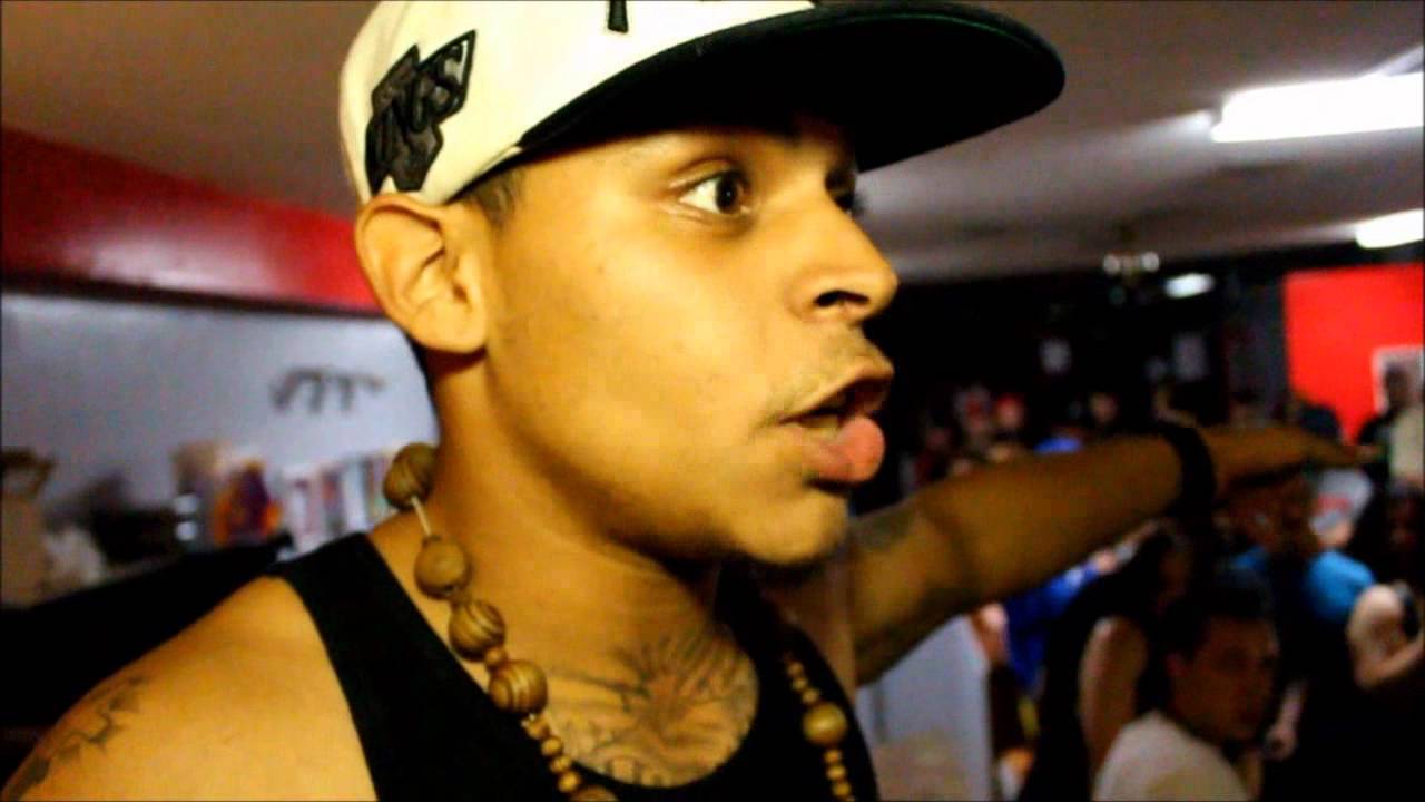 FIGHT BREAKS OUT DURING RAP BATTLE   Danger James vs Doisha   Voicebox Battles