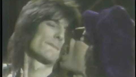 Mick Jagger Giving Ron Wood The Tongue During "Respectable" On SNL (10/7/78)