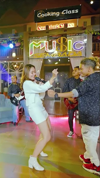 VITA ALVIA - KEBACUT NYAMAN (#SHORT VIDEO)