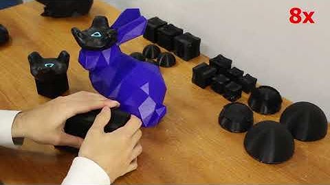 TanGi: Tangible Proxies For Embodied Object Exploration And Manipulation In Virtual Reality