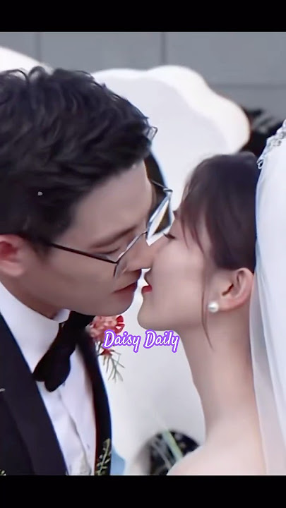 Bai Lu and Ou Hao wedding scene 💕 this was Lulu happy wedding right 😆 “Northward “
