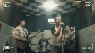 Boomerang - Setan Tertawa cover versi suka suka... #tribute #boomerang