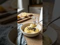 Uusi resepti sivuilla! ✨ Sitruuna-ricottapannacotta on täydellinen kevyt jälkiruoka juhlapöytään. Li