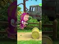 masha running with hen 😱#masha#hen#games