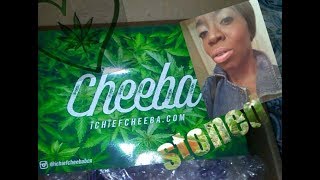 Stoner unboxing// freestyle //roast sesh 😂👏🙌