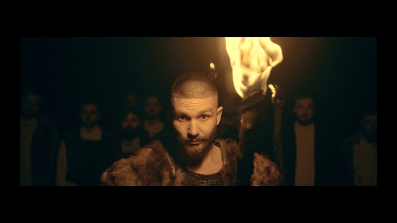 MANI - Țara mea, colțuni de lână