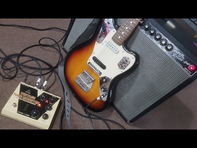 ギター Behringer VT999 Vintage Tube Monster Amazon.com: BEHRINGER VINTAGE TUBE MONSTER VT999, pedal para