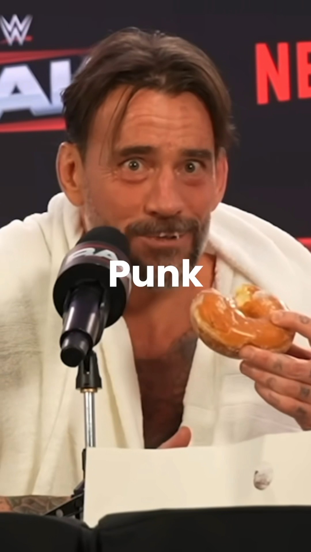CM Punk’s reaction ? #wwe