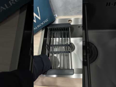 Кухонна мийка Mixxus DECOR GRAPHITE NANO-BLACK 500×500 мм, товщина 3.0/0.8 мм, з нержавіючої сталі, з дозатором і кошиком, видео 1