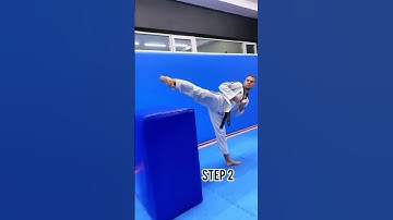 flying side kick in tutorial👍 side kicks teakondo👌             #shorts #flyingkick