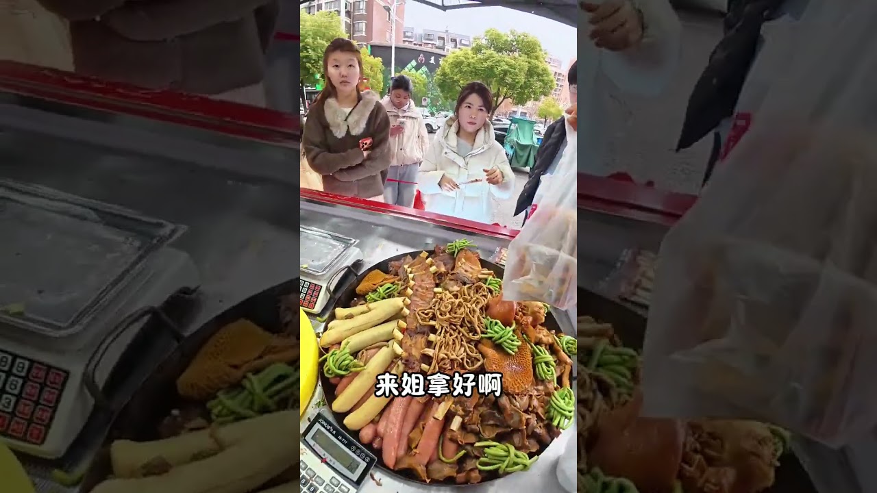 Discover the Magic of Selling Stewed Dishes in Jingdezhen, Jiangxi