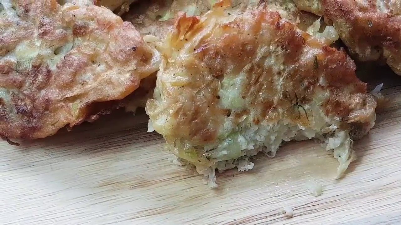 לביבות קישואים - Zucchini patties