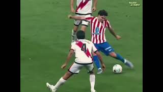 "مستوى خوليان ألفاريز 🔥 هل سيعود إلى القمة؟ 👑" screenshot 1