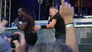 Bruce Springsteen & Curtis King Jr - Duet on 