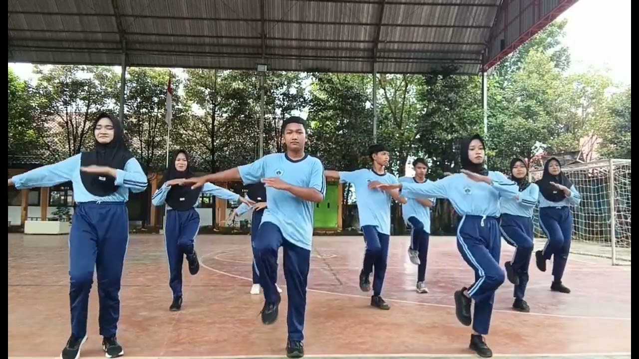 SENAM AIH XI.12 KELOMPOK 3