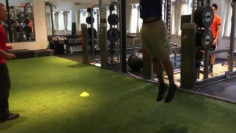 Reactive Lateral Crossover Step to Vertical Jump and Lateral Shuffle Back