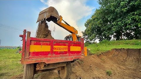 Jcb 3dx Eco Machine Loading Red Mud | Mahindra 475 Di New Holland 3630 Eicher380 Swaraj 